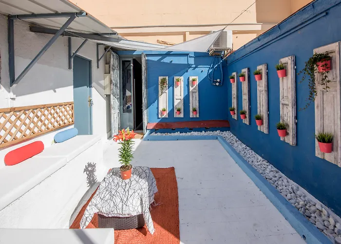 Hostal Manuela By Gaiarooms